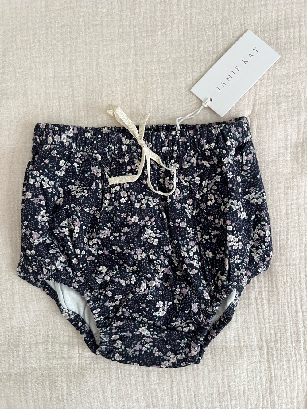 Jamie Kay bloomers